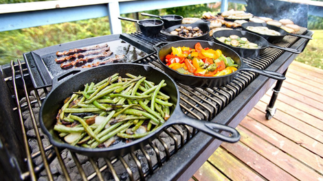 Lodge 10" Cast Iron Skillet + $5 Gift Card | $15 | Walmart